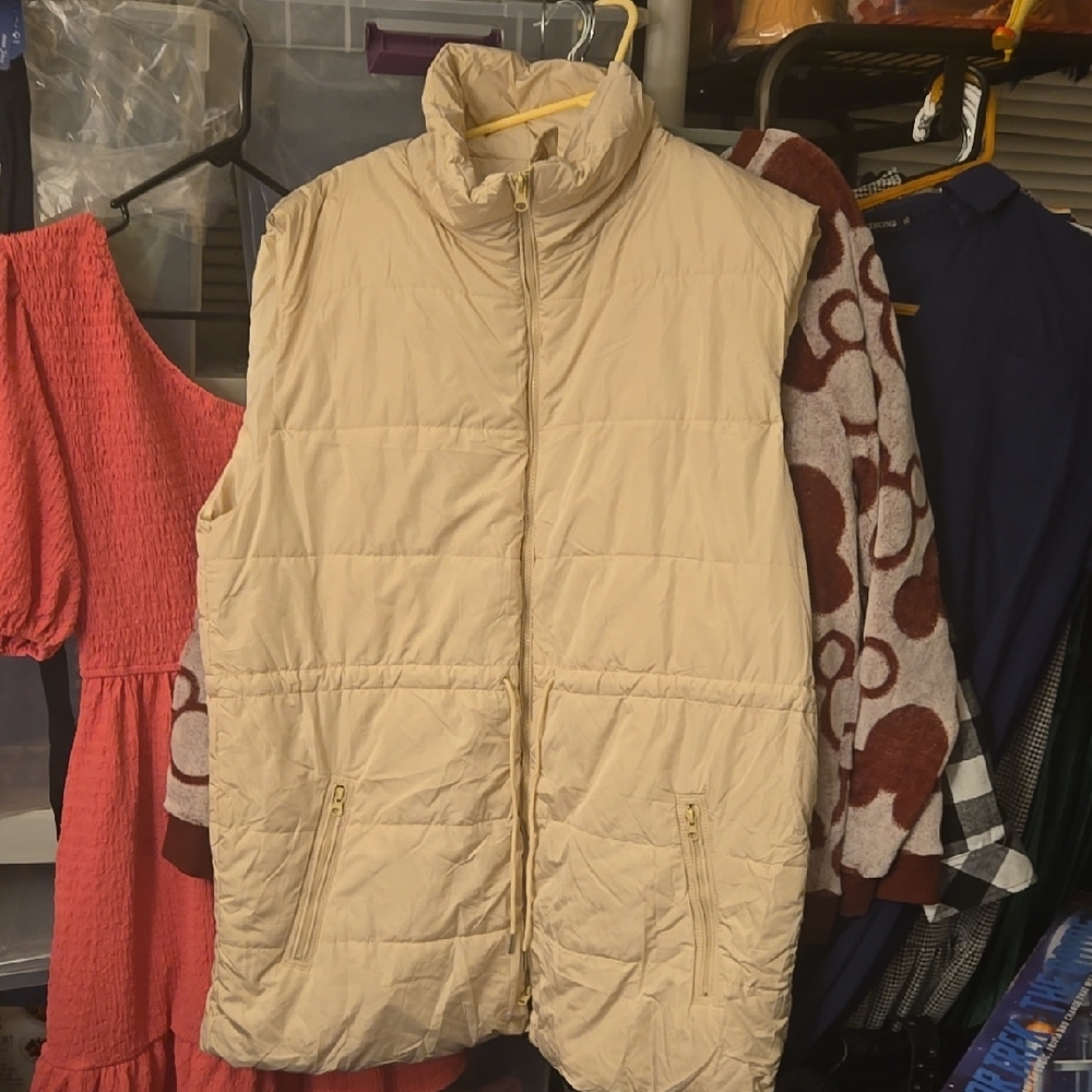 Women's Beige Puffer Vest